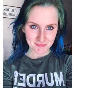 Meet your Posher, Lana